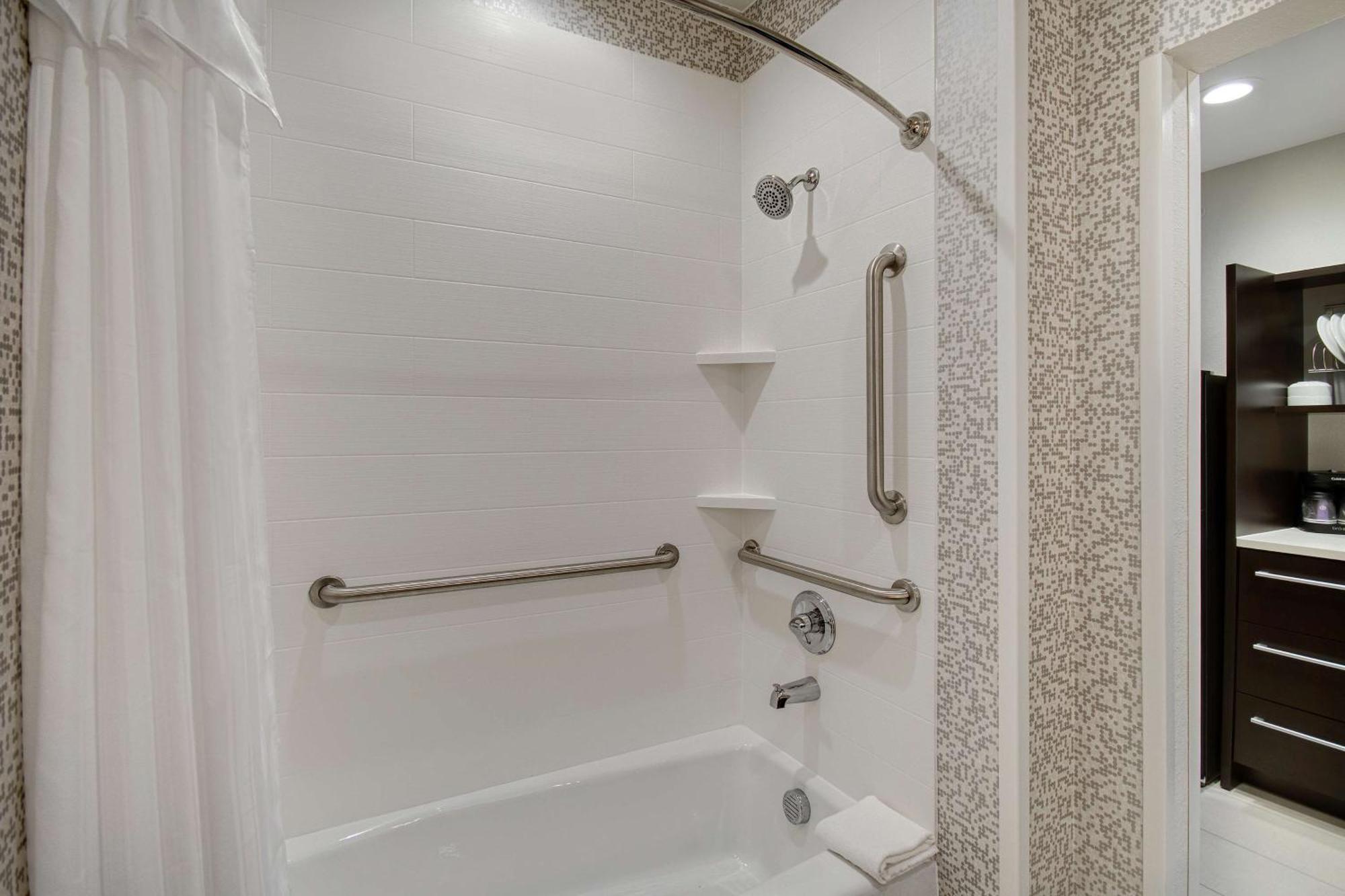 Home2 Suites By Hilton เบอร์ลิสัน ภายนอก รูปภาพ